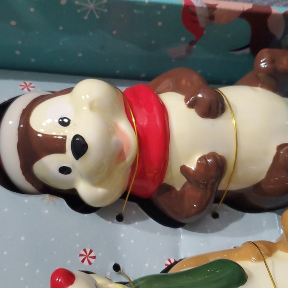 Chip and Dale salt and pepper shakers - Picture 5 of 6